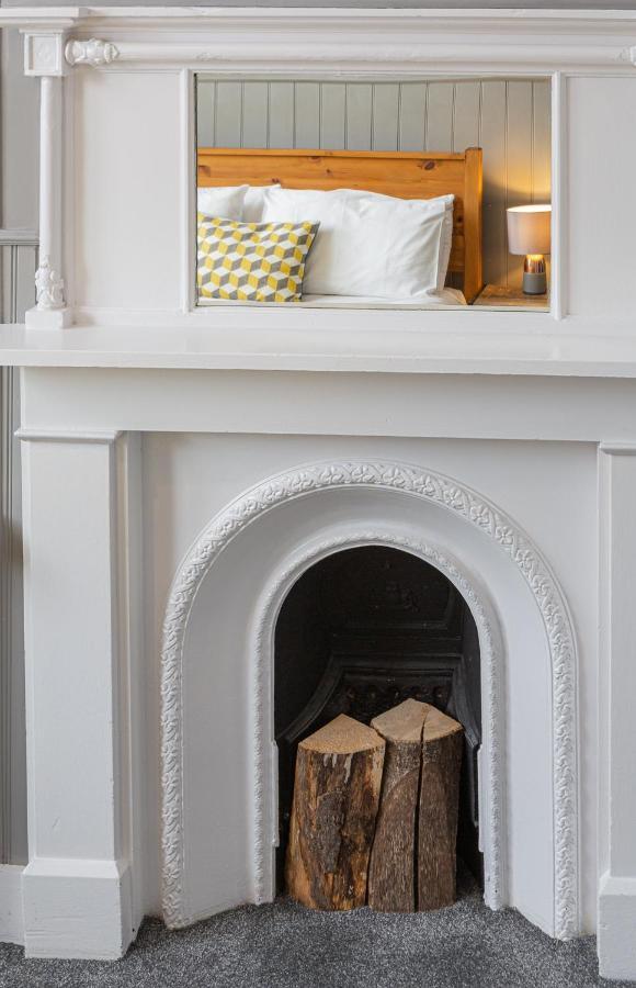 Bed and Breakfast The Kings Head Wye Экстерьер фото