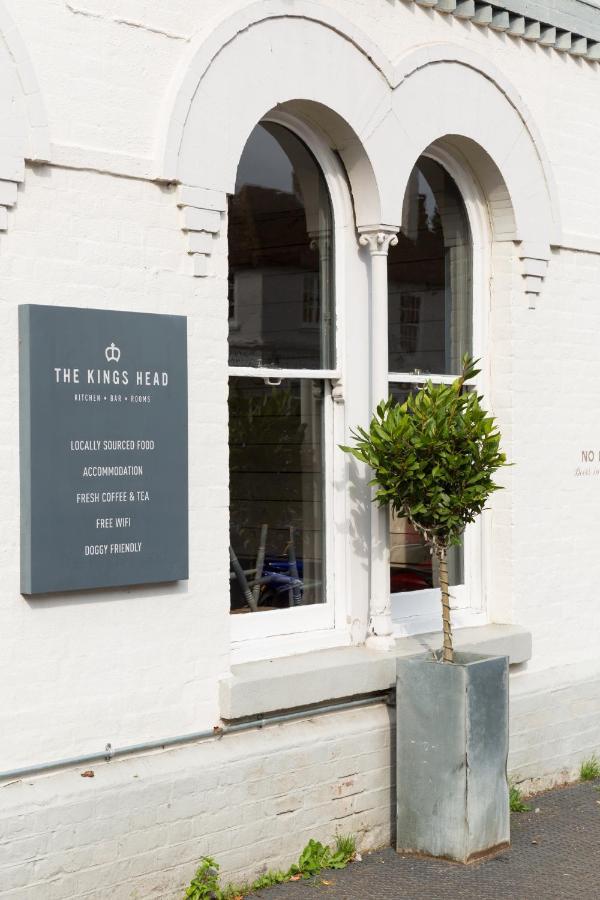 Bed and Breakfast The Kings Head Wye Экстерьер фото